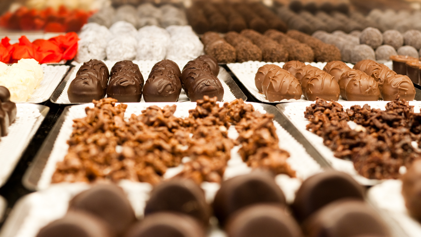 Afternoon Snacks & Desserts - Chocolate Shop_Bonneville
